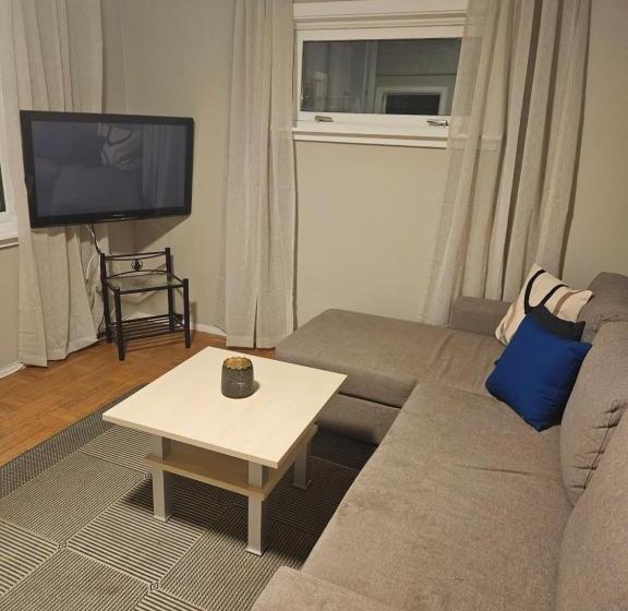 آپارتمان 1 خوابه, Enter Backpack Apartments