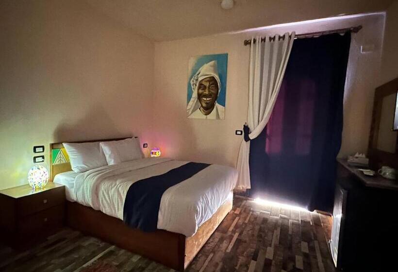 سوییت جونیور, Achertod Nubian