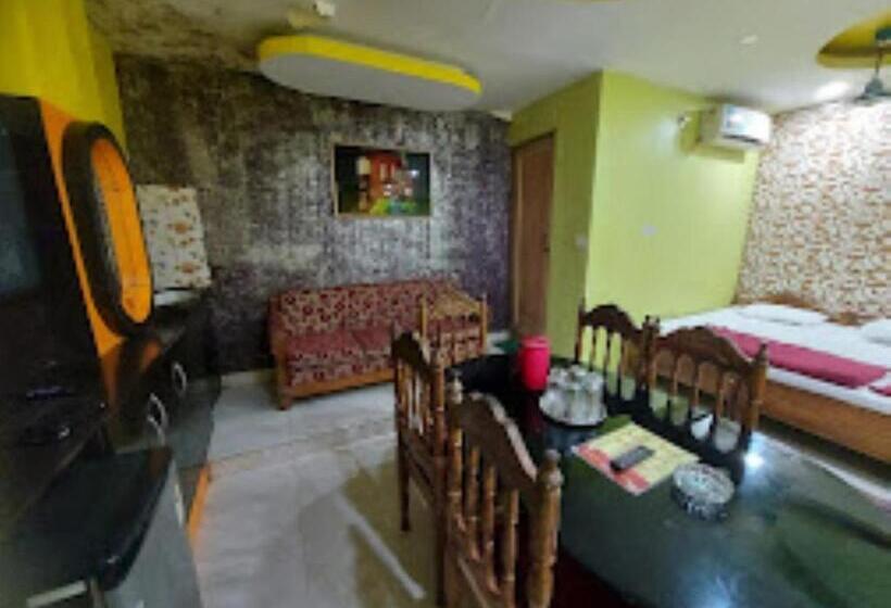 标准间, Delmon,bhubaneswar