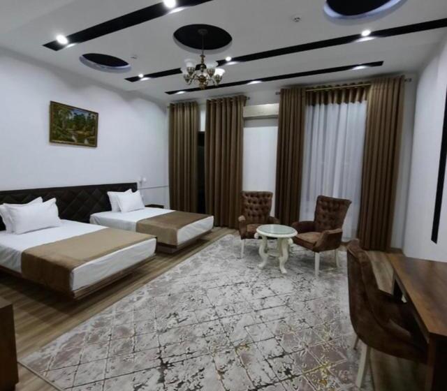 اتاق استاندارد, Grand Sarbon