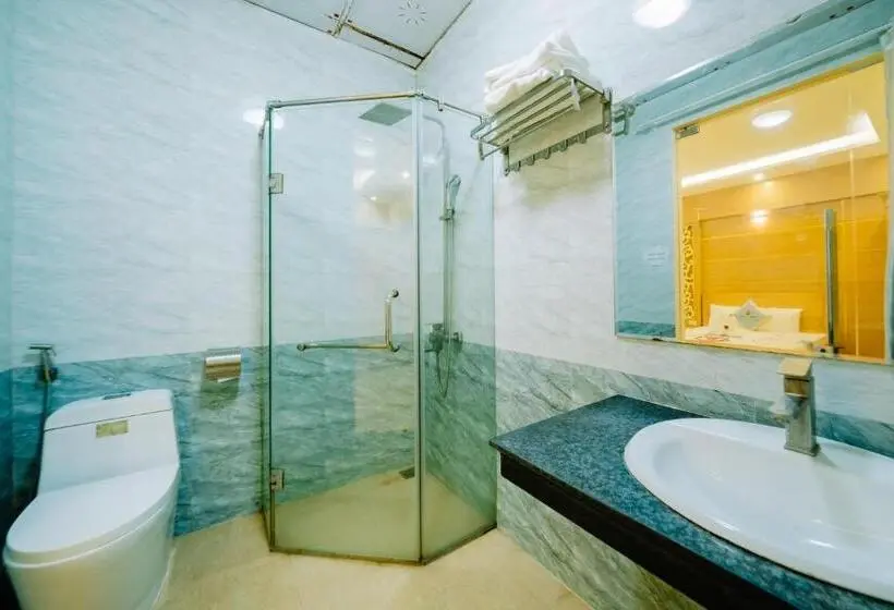 اتاق استاندارد با تخت بزرگ, Lang Chai Seaside Charm Hotel Cat Ba