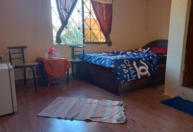 اتاق استاندارد, One Piece Kampot