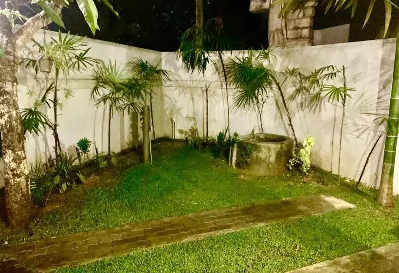 スタンダードルーム, Samadhi Garden