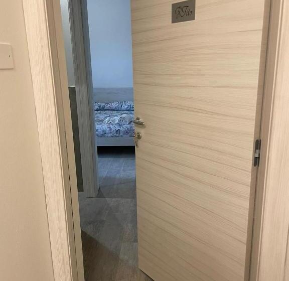 اتاق استاندارد چهار تخته, Villa Il Tufo