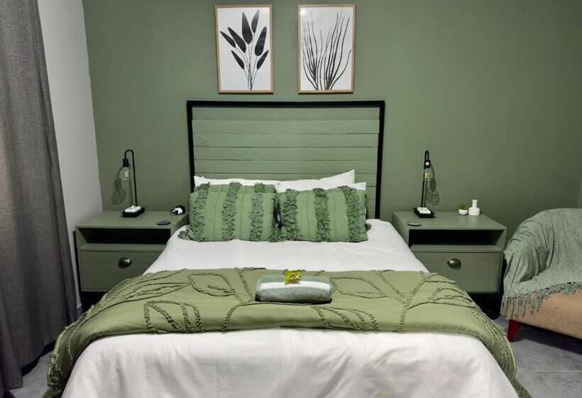 اتاق لوکس, Wild Fig Rest Guest House