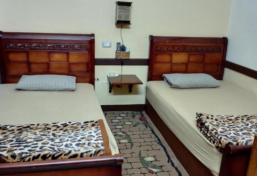 اتاق استاندارد با بالکن, فندق هاميس