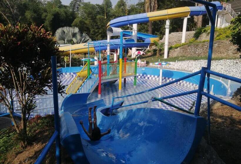 חדר סטנדרט לשלושה, Hosteria Ambeyma