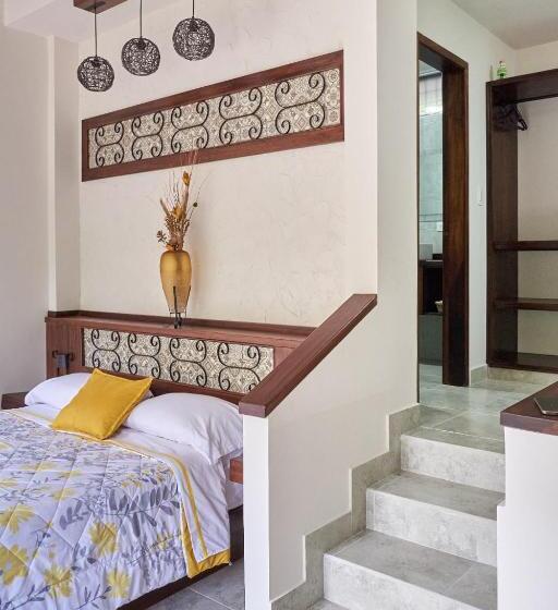 Семейный Номер, Mindo Monasterium