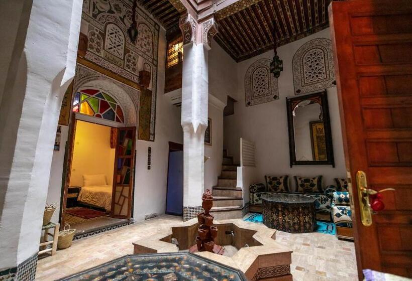 이코노미 룸, Riad Dar Diwan