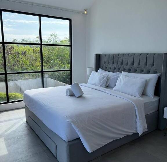 غرفة ديلوكس مطلّة علي البحر مزوَّدة بشُرفة, Villa Valeria