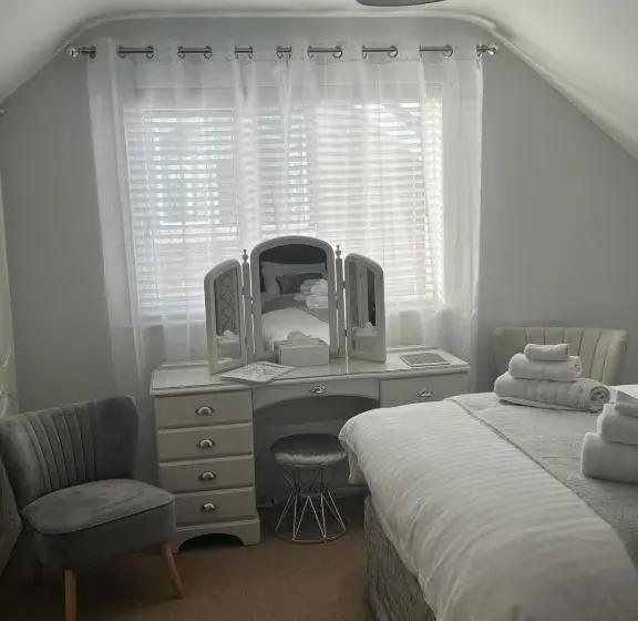 Comfort Kolmen Hengen Huone, Fair Green B&b
