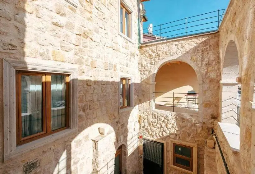 バルコニー付きデラックスルーム, Cappadocıa Tuğhan Stone House