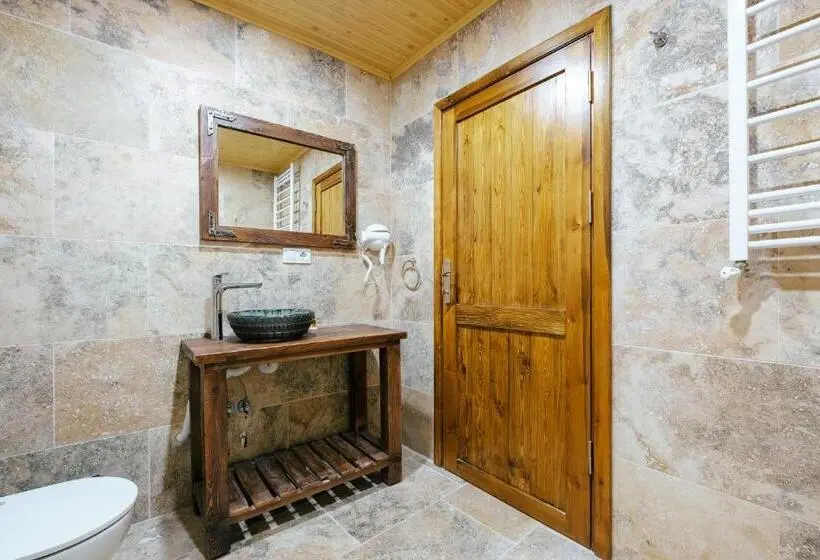 バルコニー付きデラックスルーム, Cappadocıa Tuğhan Stone House