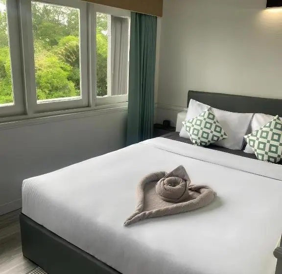 Standard Kolmen Hengen Huone, Chanmel Riverside
