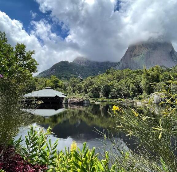 סוויטת סופריור, Suíte Vista Azul Frente Para Pedra Azul