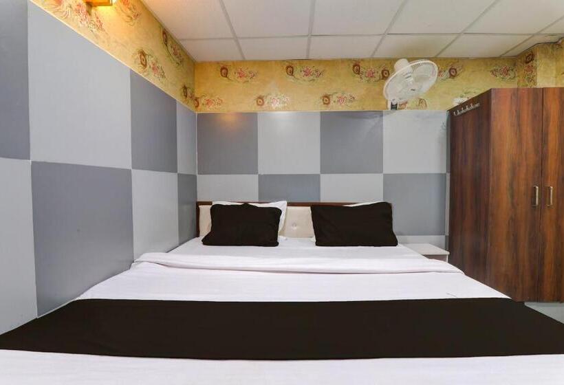Трехместный Номер Классика, Collection O Chandra Guest House