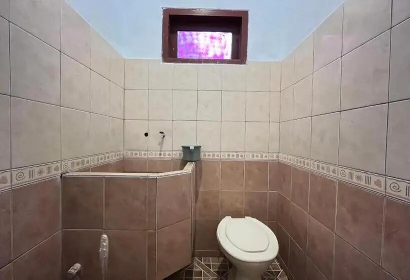 Camera Deluxe Letto King, Oyo 93422 Villa Tirto