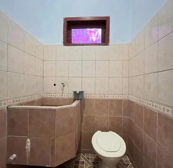 Camera Deluxe Letto King, Oyo 93422 Villa Tirto