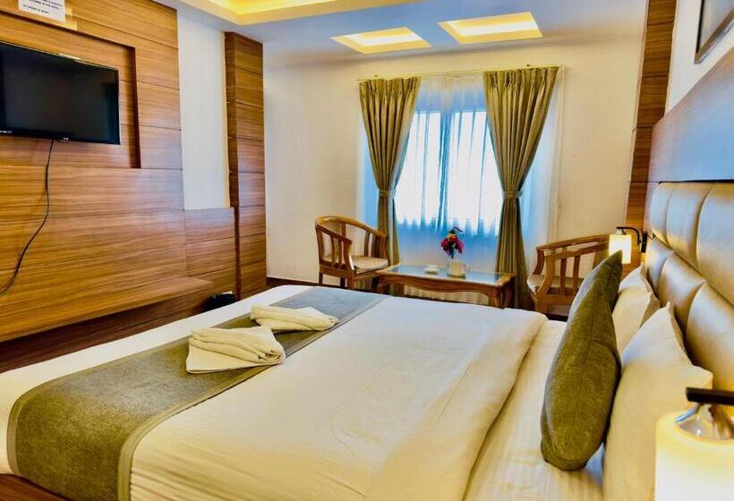 Стандартный Номер Кровать Кинг, King Villa Darjeeling Near Drc Paid Paking