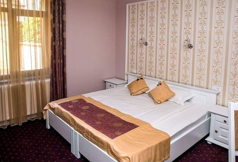 Номер Стандарт, 4cardinal S Hotel Boutique