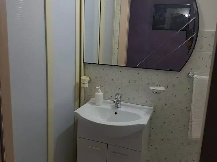 Standard Yhden Hengen Huone, B&b Panoramic