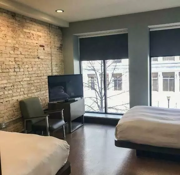 ２ダブルベッドのスタンダードルーム, Cityflatshotel   Grand Rapids, Ascend Hotel Collection