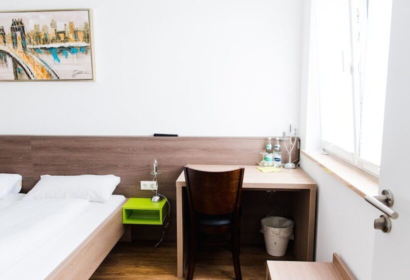 חדר סטנדרט, 37