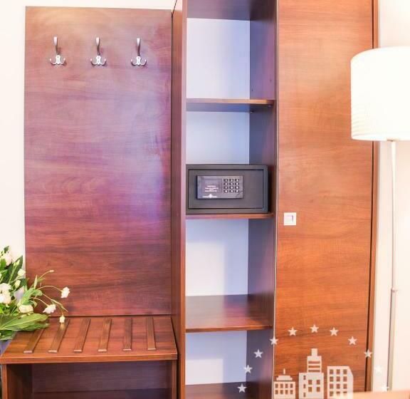 اتاق استاندارد سه نفره, City Center Rooms Piotrkowska 91