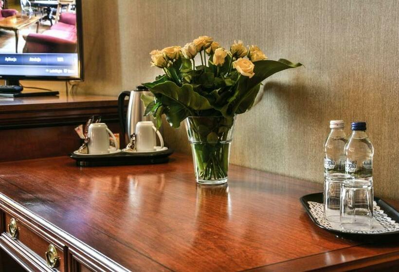 Трехместный Номер Deluxe, Komoda Club Residence