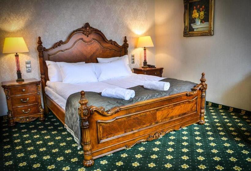 آپارتمان 1 خوابه, Komoda Club Residence