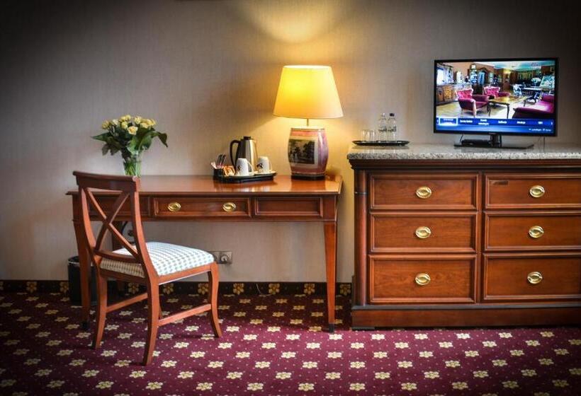Номер Deluxe, Komoda Club Residence