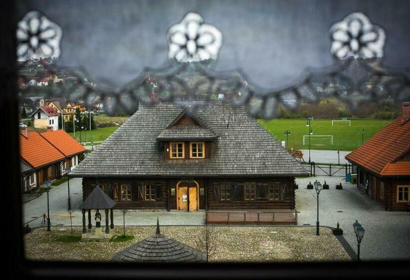 Номер Стандарт Индивидуальный, Miasteczko Galicyjskie