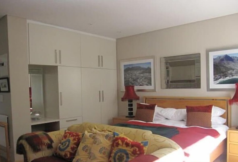 1间卧室的房子, Navona Constantia Guest Cottage