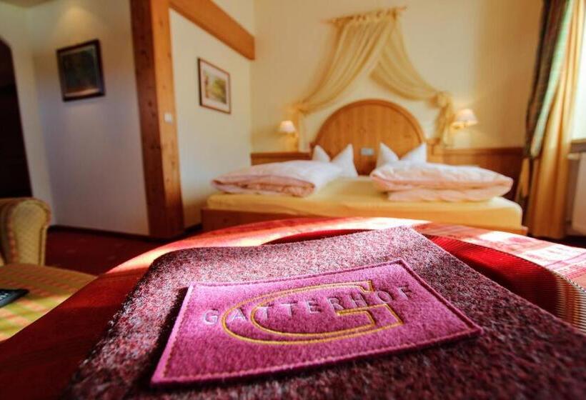 غرفة قياسية مزوَّدة بشُرفة, Gatterhof