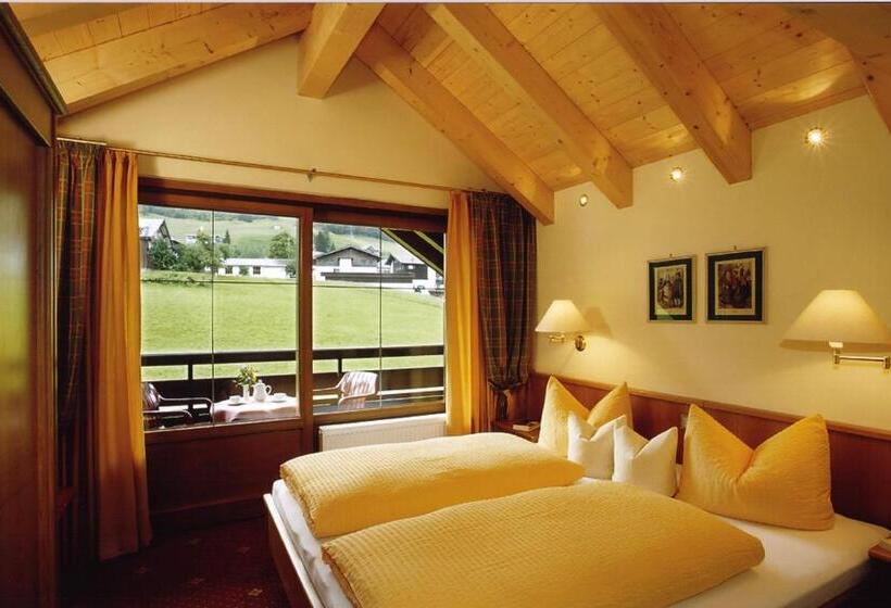 شقة غرفة واحدة, Gatterhof