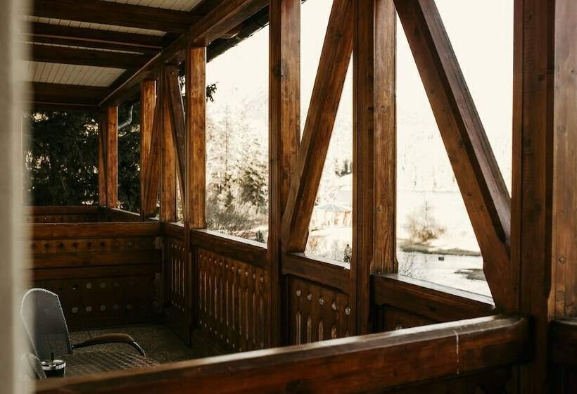 غرفة قياسية سرير مزدوج, Solisko