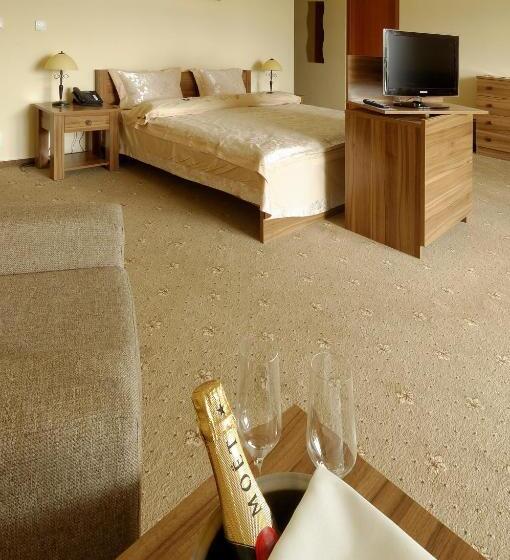 جناح مزوَّد بشرفة, Solisko