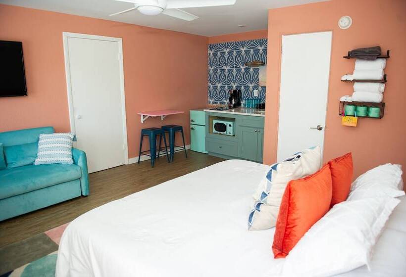 إستوديو قياسى, Sunburst Inn