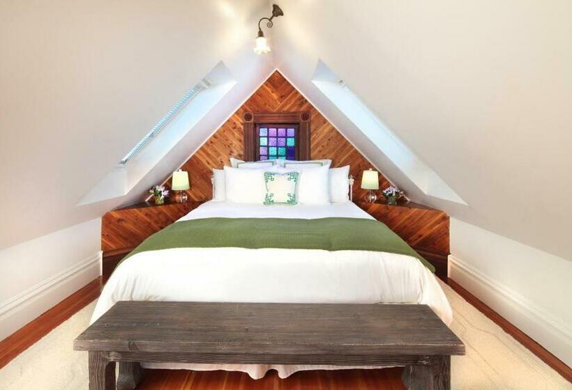 غرفة قياسية سرير كينج, The Grape Leaf Inn