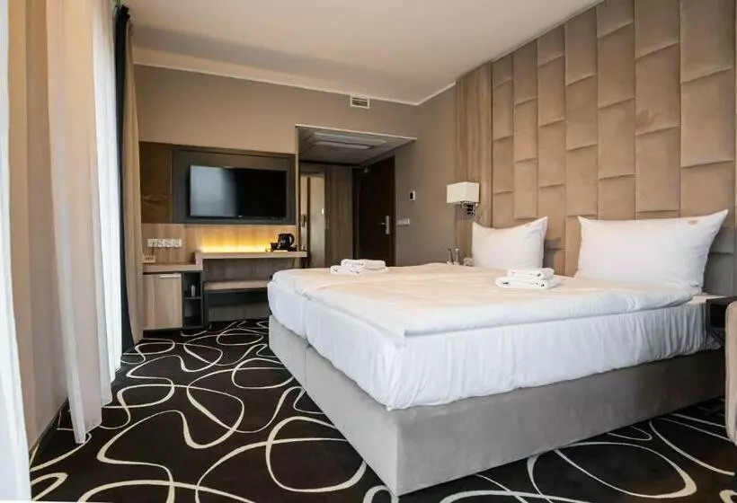 اتاق لوکس با بالکن, Trofana Wellness & Spa