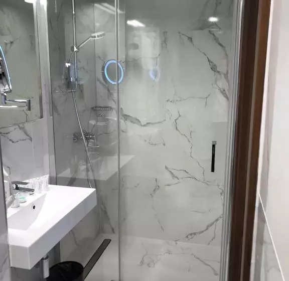 آپارتمان لوکس 1 خوابه, Trofana Wellness & Spa
