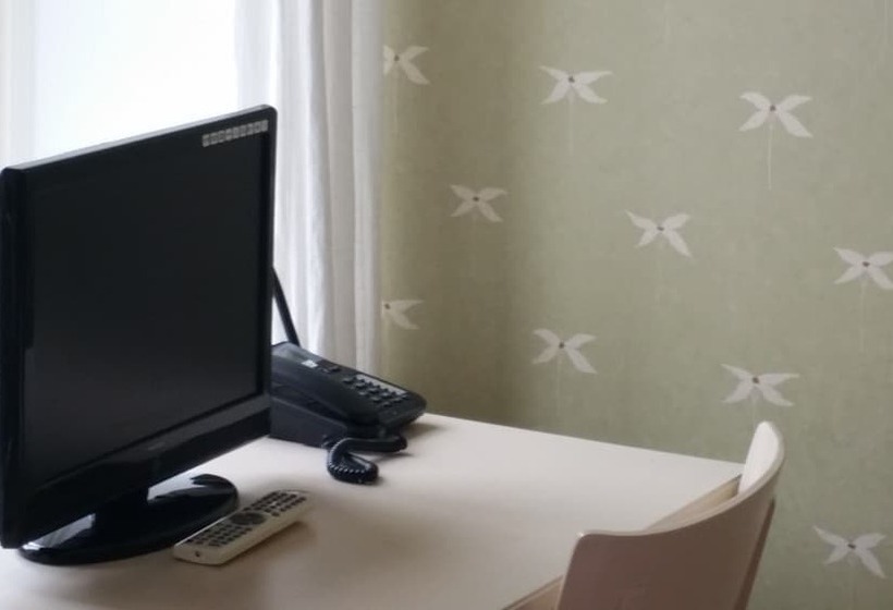 标准单人间, Lilla Hotellet