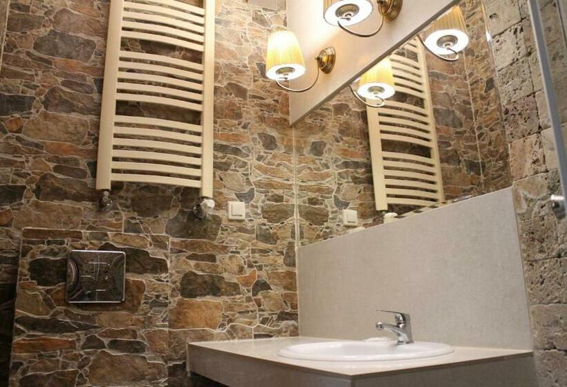 Номер Economy, Motel Tower