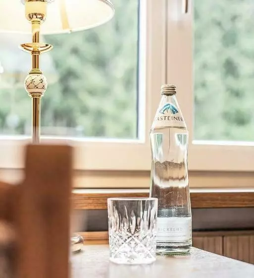 اتاق استاندارد یک نفره, Naturhotel Alpenblick