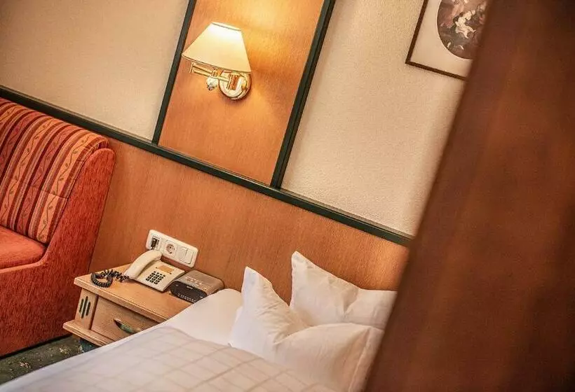 اتاق استاندارد یک نفره, Naturhotel Alpenblick