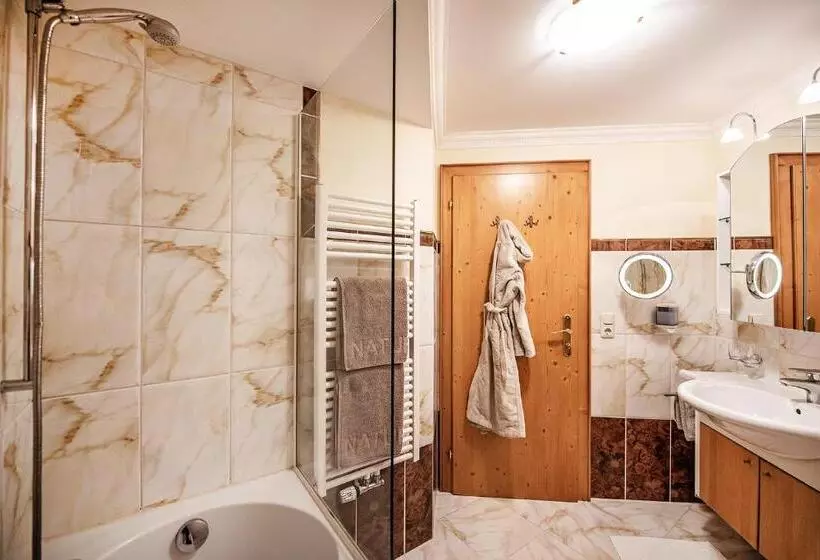 اتاق استاندارد, Naturhotel Alpenblick