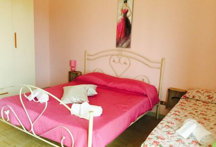 コンフォートトリプルルーム, Guesthouse Villa Kaos