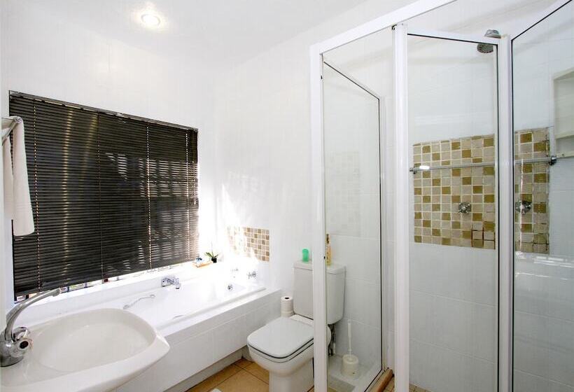 Номер Deluxe, La Dolce Vita Umhlanga Guesthouse