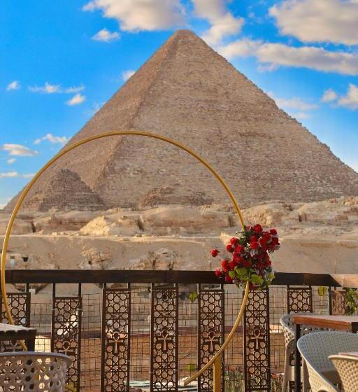 اتاق خانوادگی با چشم‌انداز کوه, Comfort Pyramids&sphinx Inn