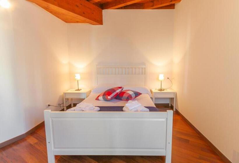 דירת חדר נוף לגינה, Lugana Resort & Sporting Club Sermana Village